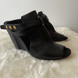 Leather wedge heels
